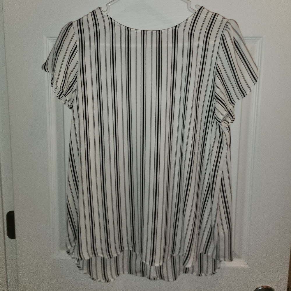 Loft flowy blouse